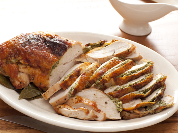 Herb-Roasted-Turkey-Breast-with-Pan-Gravy
