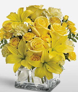 Yellow Blossoms <Br><span>Complimentary Vase</span>