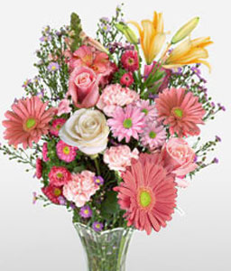 Grand Allure <Br><span>Mixed Flowers in Pink</span>