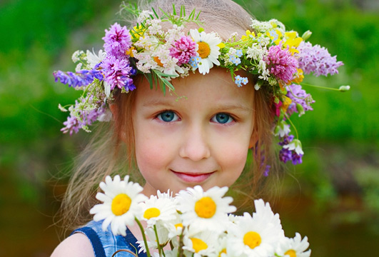 Innocence – Children’s Day - All About Flowers – Our Blog | Flora2000.com