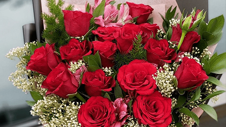 With Flora2000, Send the Best Valentine Day Flowers