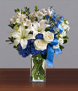 A Touch Of Blue <Br><span>Free Vase</span>