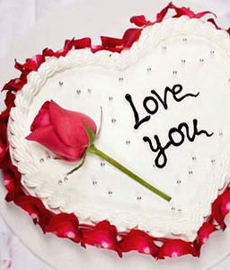 Romantic Heart Rose Cake - 44oz/1.2kg