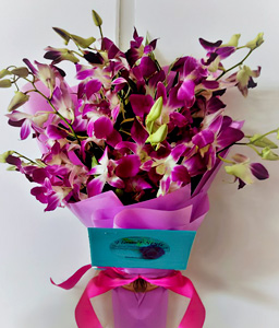Gorgeous Bouquet of 12 Orchids
