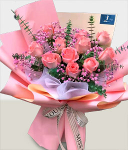 Pink Blushes - 12 Roses Bouquet