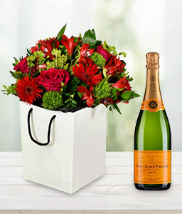 Lavish Combo - Red Flowers and Champagne