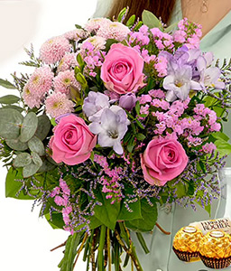 Pink Valentines - Mixed Bouquet