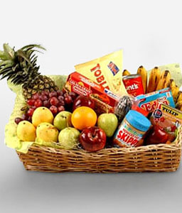 Gourmet Hamper With Fruits