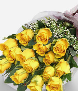 Sunsplash - 18 Yellow Roses