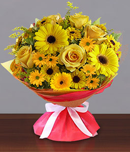 Shangri La<Br><span>Yellow Flowers Bouquet</span>