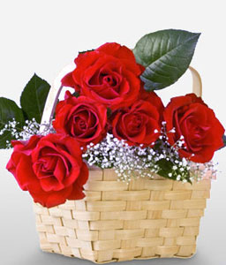 Regal Bliss <Br><span>6 Roses In A Basket</span>