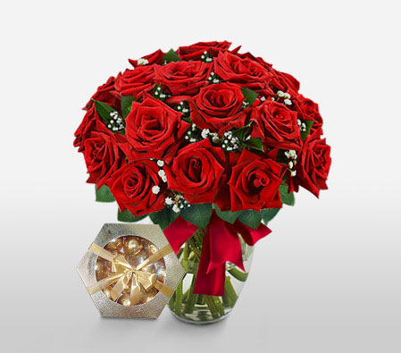 Ruby Blanc - 18 Red Roses-Red,Chocolate,Rose,Bouquet