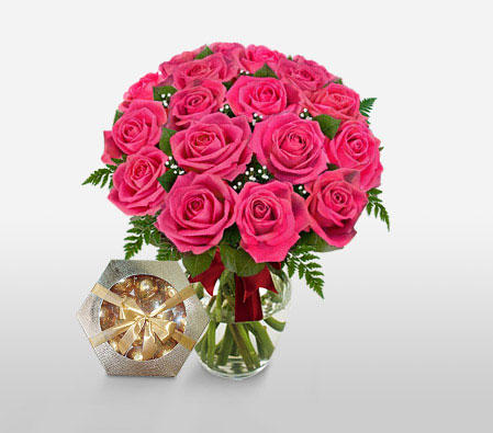 Dreamland - 18 Pink Roses-Red,Chocolate,Rose,Bouquet