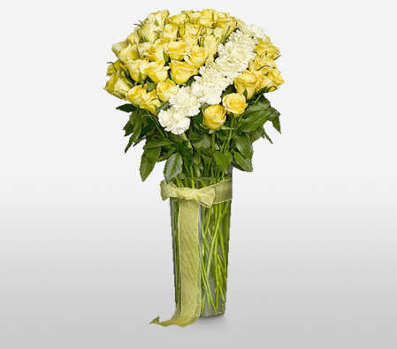 Ravishing-White,Yellow,Carnation,Rose,Arrangement