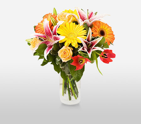 Seasonal Surprise-Green,Pink,Chrysanthemum,Daisy,Rose,Bouquet,Arrangement