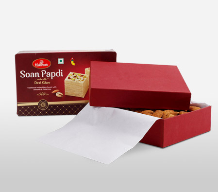 Soan Papdi & Almonds Box Hamper