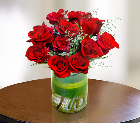 Sacred Love <br><span>Bunch of 12 Red Roses</span>