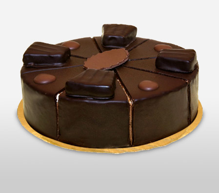 Pyramid Chocolate Cake - 21oz/600g