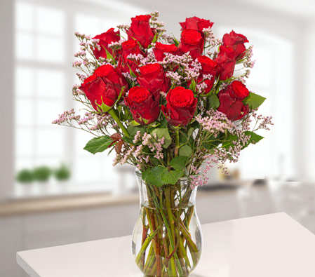 Bunch of 15 Red Roses with Limonium