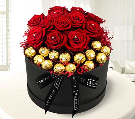 Premium Naomi Roses with Ferrero Rocher