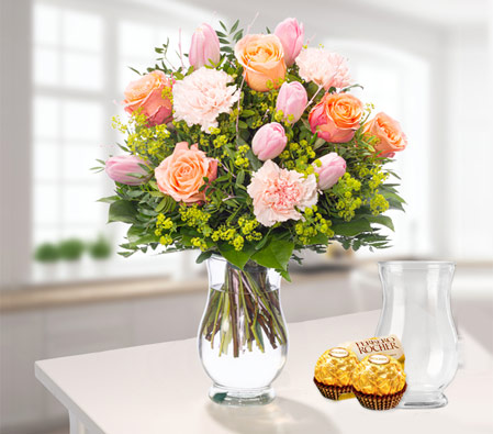 Fresh Flowers with vase & Free Chocolates