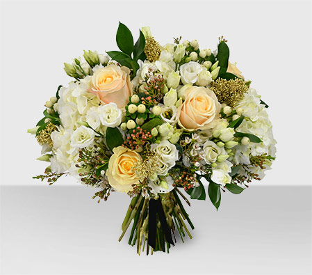 White & Gold - Hand Bouquet