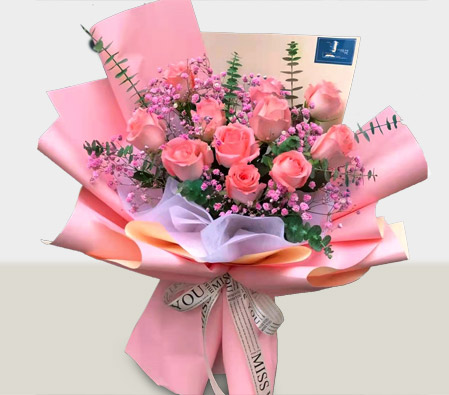Pink Blushes - 12 Roses Bouquet