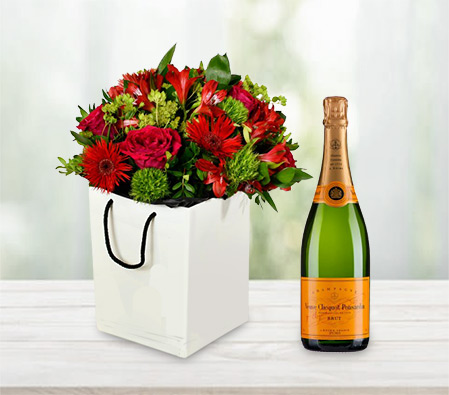Lavish Combo - Red Flowers and Champagne
