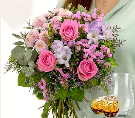 Pink Valentines - Mixed Bouquet