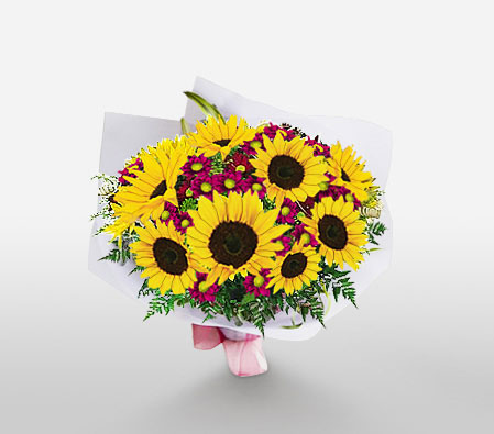 Sancy-Purple,Yellow,Chrysanthemum,SunFlower,Bouquet