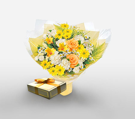 Voortrekker Wonder-Mixed,Orange,White,Yellow,Carnation,Chocolate,Chrysanthemum,Mixed Flower,Rose,Bouquet