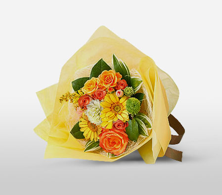 Kenrokuen Park-Orange,White,Yellow,Daisy,Gerbera,Rose,Bouquet